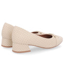 Scarpin Bege Salto Bloco Couro Detalhe Fivela